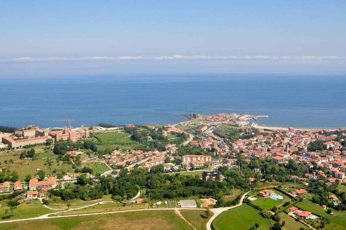 Vista aérea de Comillas, Cantabria